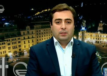 “უკრაინელებივით ბომბების წვიმაში დგომას, სავიზო რიგში დგომა ნამდვილად ჯობია” – ნიკოლოზ მეტრეველი