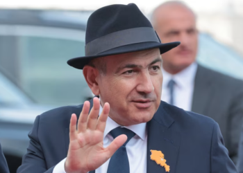 წინასწარი პროგნოზით, ფაშინიანის პარტია პარლამენტში 61 მანდატს იღებს