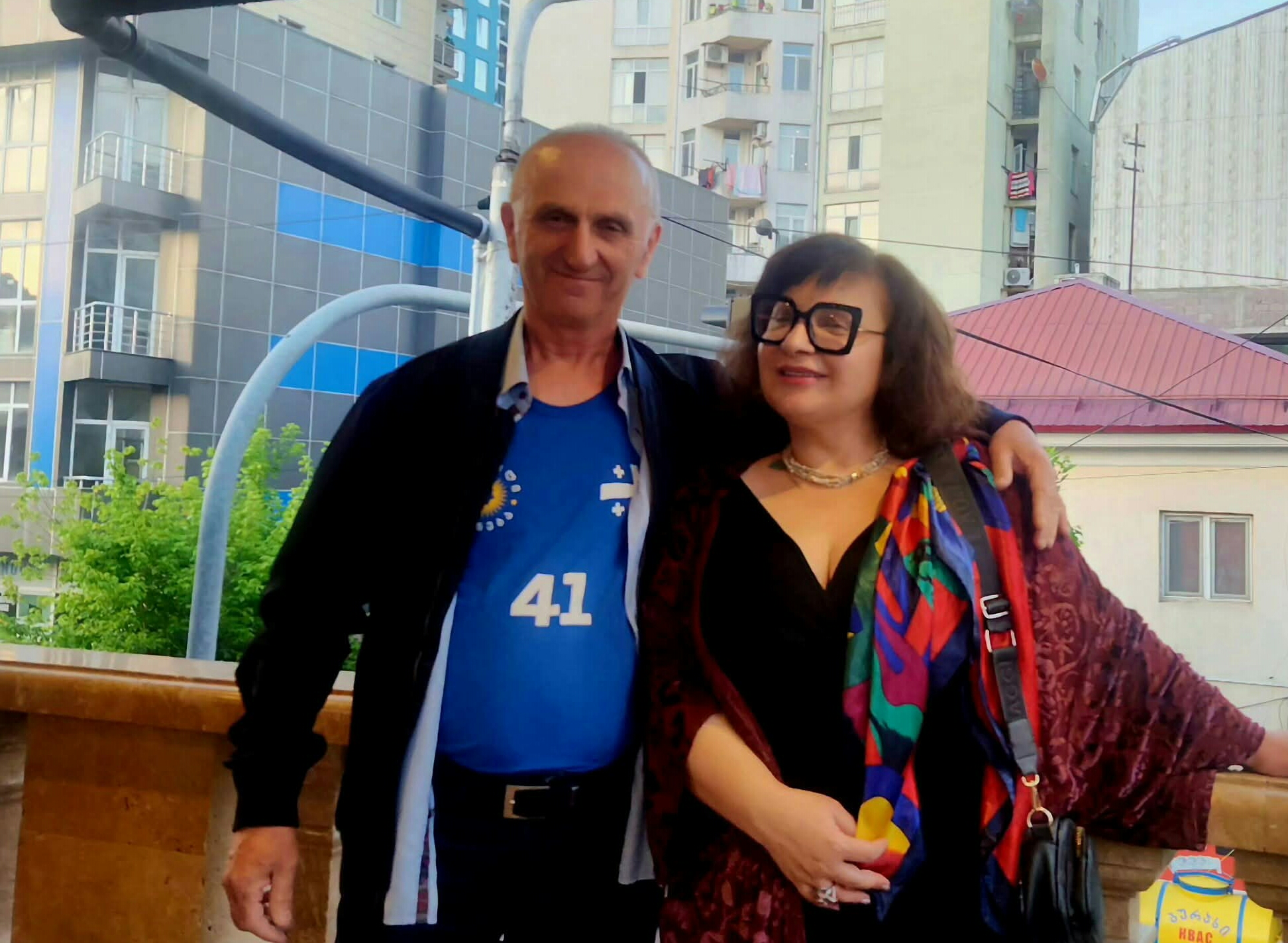 “რას ვიფიქრებდი რესტორან “თავადურის” მენეჯერი პერანგის ღილებს თუ გაიხსნიდა და…” – ნინო.ჯღარკავა ფოტოს ავრცელებს