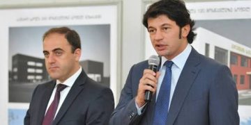 ,,პასუხისმგებლობა ეკისრებათ როგორც იმდროინდელ ენერგეტიკის მინისტრ კახა კალაძეს, ისე „სემეკის“ თავმჯდომარე დავით ნარმანიას” – რომან გოცირიძე