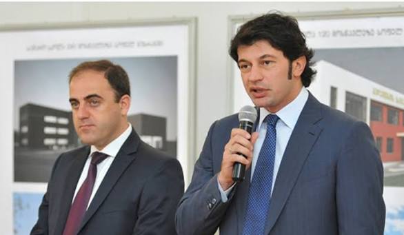 ,,პასუხისმგებლობა ეკისრებათ როგორც იმდროინდელ ენერგეტიკის მინისტრ კახა კალაძეს, ისე „სემეკის“ თავმჯდომარე დავით ნარმანიას” – რომან გოცირიძე