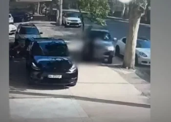 მანქანის დაძვრისას შემთხვევით სხვა „პედალს“ დააჭირა ფეხი -დადიანის ქუჩაზე მომხდარი ავარიის საქმეზე დაკავებული ქალის ადვოკატი