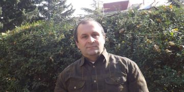 “მძვინვარე რეაქციის გათვალისწინებით, ცხადია, რომ ამ საზოგადოების დიდი ნაწილისთვის რ უ ს ე თ ი, როგორც ლოიალისტური პროექტი არის აბსოლუტურად მიუღებელი!” – დათო გამცემლიძე