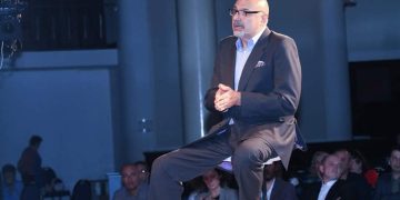 “როცა მითხრა ხმა ქოცებს მივეცი, აბა, რა ვქნა, ომის მეშინიაო, – იქ გადამიტრიალდა გონება”– რას წერს მამუკა გამყრელიძე