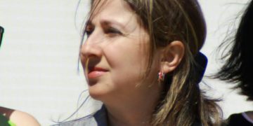 “პოლიტიკური შვებულებების დრო არაა” – ვის მიმართავს თეონა ჭალიძე