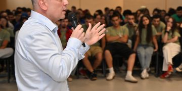 ანაკლიის ახალგაზრდული ბანაკის მონაწილეებს გიორგი შარაბიძე შეხვდა