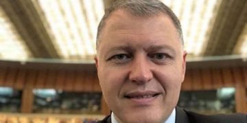 “თუ ზუგდიდიდან სოხუმში გადავიდა ნავთობი, გადავიდა საქართველოს ერთი რეგიონიდან, საქართველოს მეორე რეგიონში. პირიქით, მივესალმები, რომ ვაჭრობა აფხაზეთთან გაძლიერდეს” – გიორგი ფხაკაძე