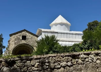გელათის რეაბილიტაციის დროებითი კომიტეტი საკონსერვაციო სამუშაოებთან დაკავშირებით განცხადებას ავრცელებს