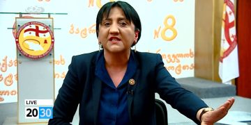 “ვპასუხობ ვითომ ჟურნალისტს – პირველი დაჭრილი ცხინვალში ზურგით გამოვიტანე, 20 წლისაც არ ვიყავი” – ირმა ინაშვილი
