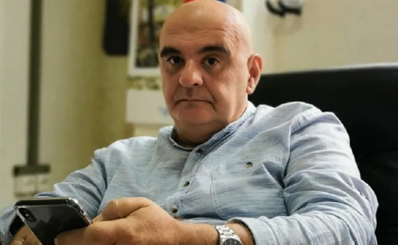 ზურა სიხარულიძე: კრუნჩხვები და გონების დაკარგვა შეიძლება განვითარდეს, მოეშვით ამ საზიზღრობების მოწევას – კლავს!