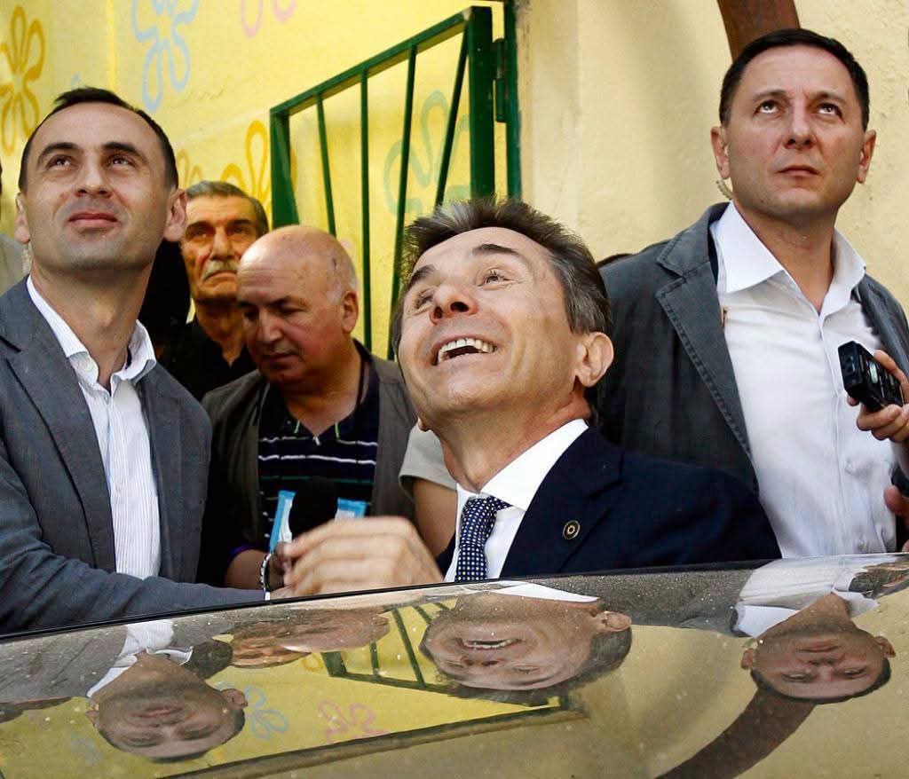 “შსს ჩააბარა ადამიანს, რომელსაც თალიბანი პიროვნება ეგონა; ჯანდაცვის მინისტრად პირადი სტომატოლოგი დასვა” – სალომე სიმონია