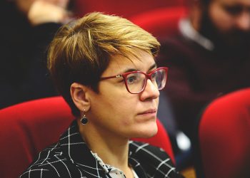 ,, აიი, რა მაგარი თანასწორობაა და როგორი ინკლუზიური განათლებაა! და ამაში რა კოხტად გადავყარეთ ბიუჯეტის 30 მილიონი!” – ნანა დიხამინჯია