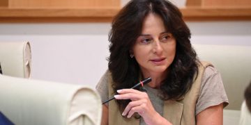 ,, 188 000 ლარი აქვს მხოლოდ 4 წელში, (2024-2020) შვილების სწავლაში გადახდილი” – სალომე სიმონია მაია ბითაძეზე