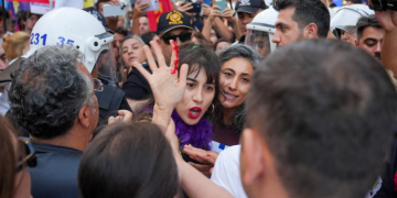 თურქეთში LGBTQ+ ჯგუფების მხარდამჭერ აქციაზე პოლიციამ 150-ზე მეტი ადამიანი დააკავა