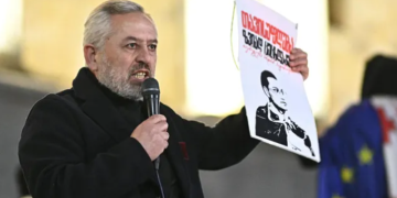 ზურაბ ცეცხლაძე გიორგი გველესიანზე: „სამარცხვინოა, ეროვნული ნაკრების თითქმის მთლიან შემადგენლობას “მოღალატეები” უწოდო“