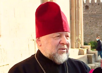 “გადაიფიქრონ კაზინოების საკითხი” – მიტროპოლიტი ვახტანგი